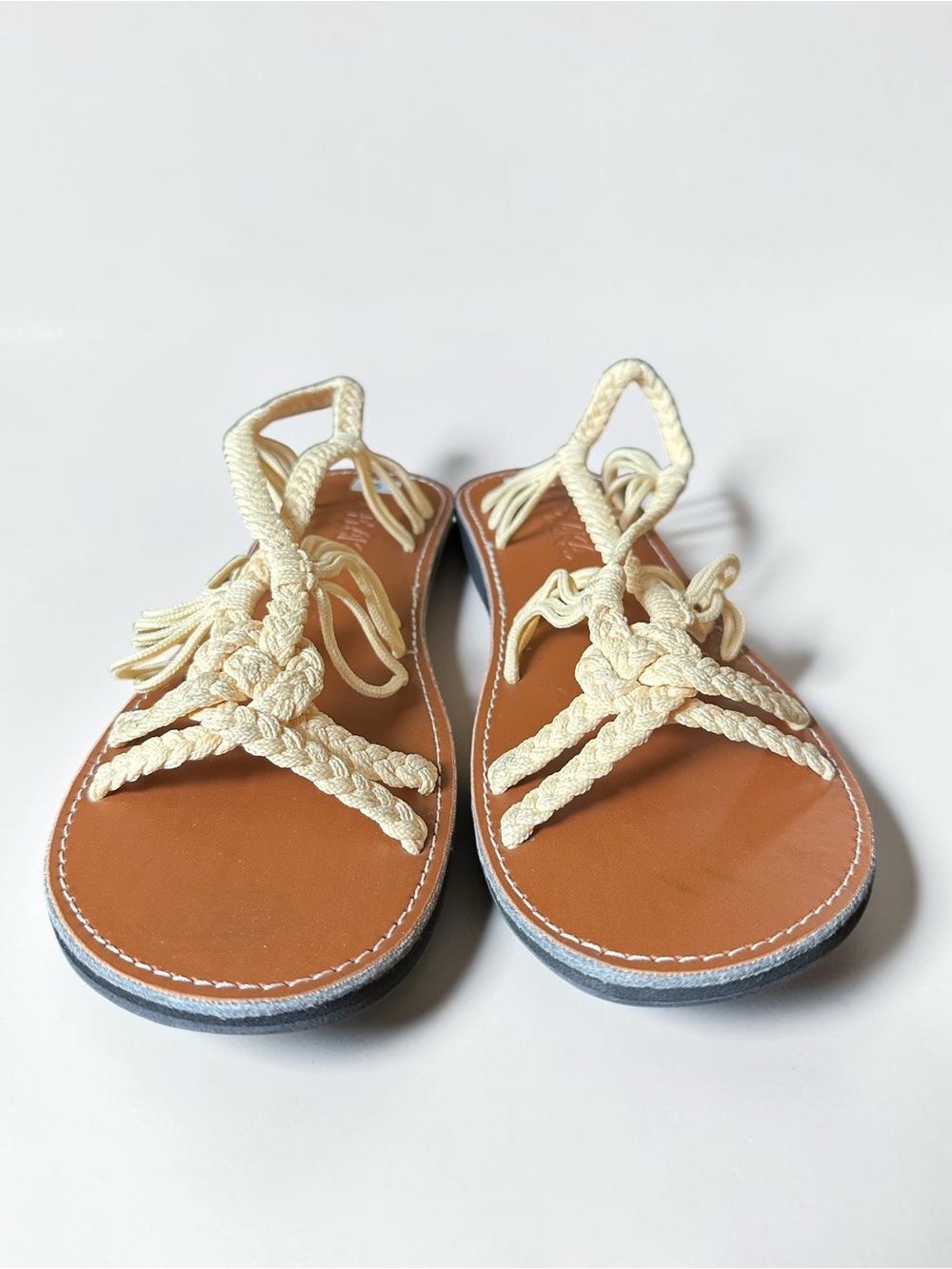 Plaka Rope Sandals Women’s Size 9 Cream Braided Flat Comfort Sandals
